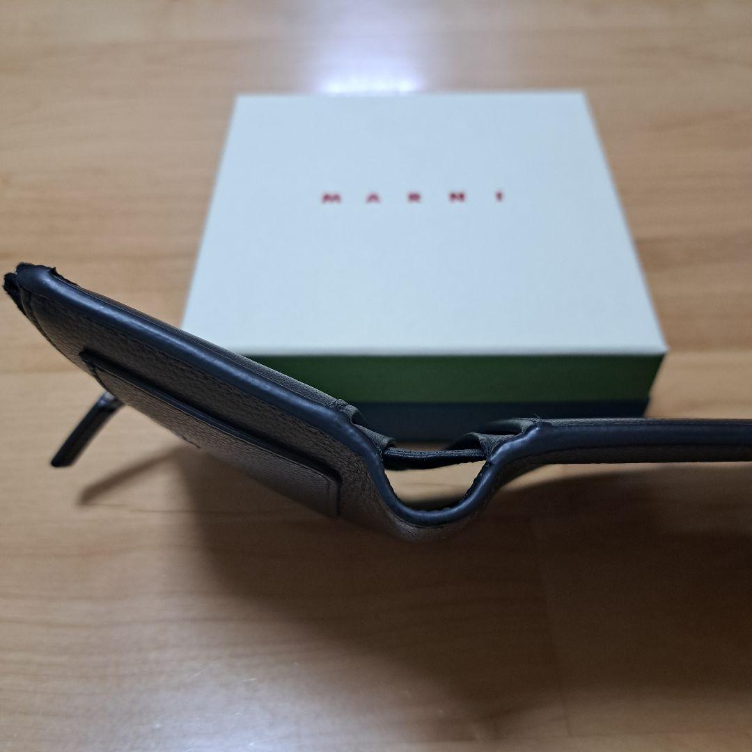 <Dr.ペッパー>MARNI / ロゴ刺繍 三つ折り財布