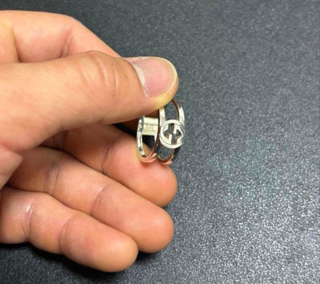 GUCCI シルバーリング インターロッキングリング　グッチ　リング
