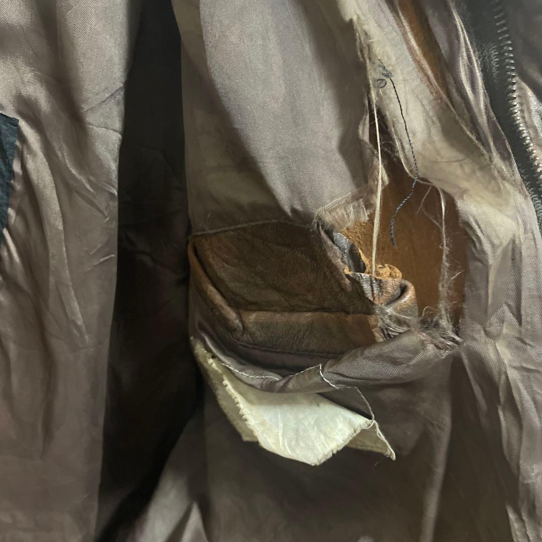 土日限定値下げ アヴィレックス USA製 A-2 レザー 本革フライトジャケット