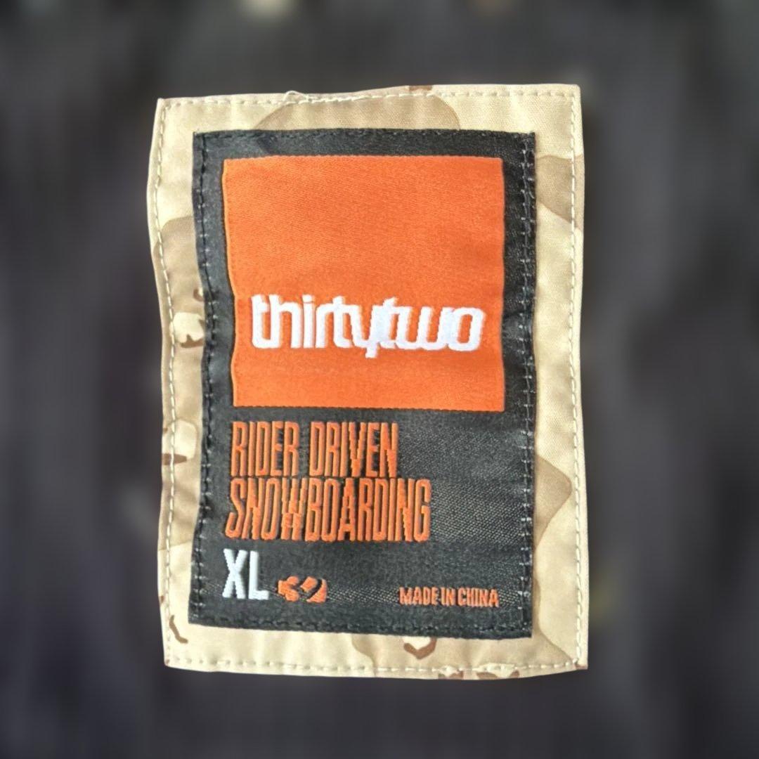 thirtytwo サーティーツー スノーボード ウェア カモ ジャケット XL