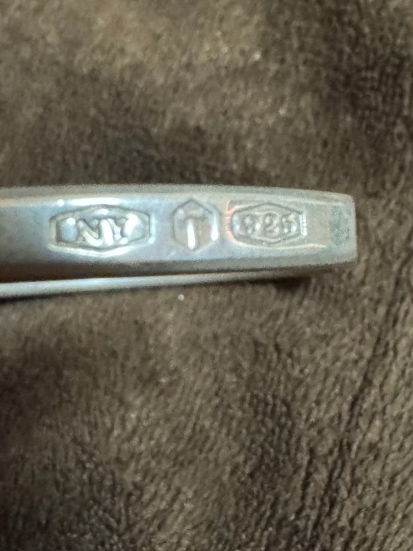 Tiffany & Co. 1837 メイカーズ ナロー カフ バングル