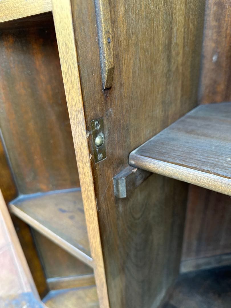 【コーナーキャビネット】国産木製　飾り棚　収納棚　面取りガラス　昭和レトロ◎