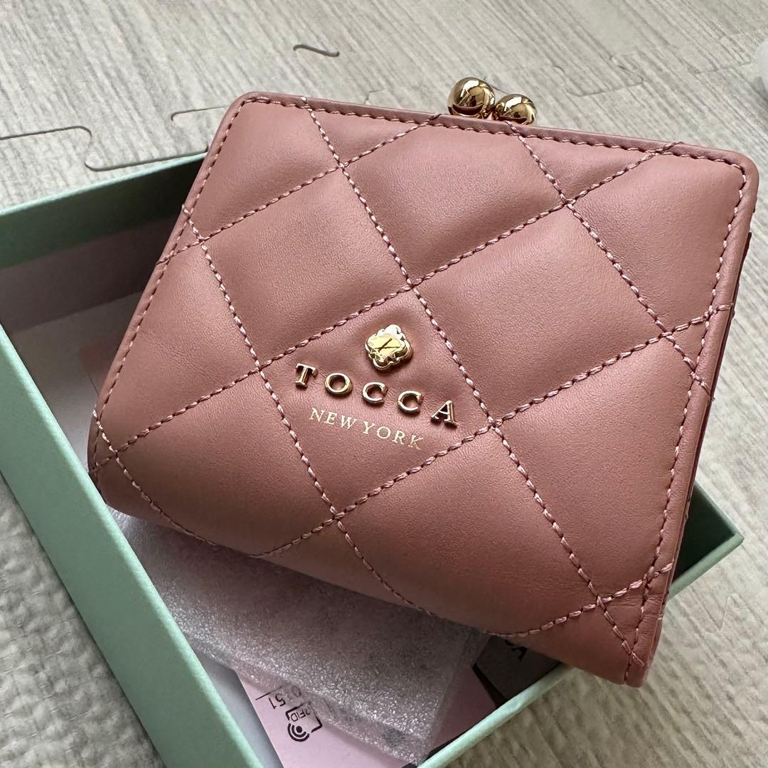 TOCCA トッカ ピンク キルティング 二つ折り財布 ミニ財布