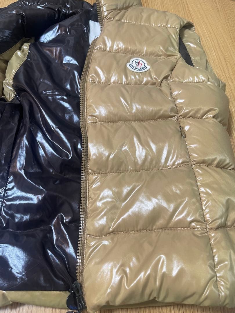 の*ん様 美品　モンクレール ダウンベスト　レディース　キッズ