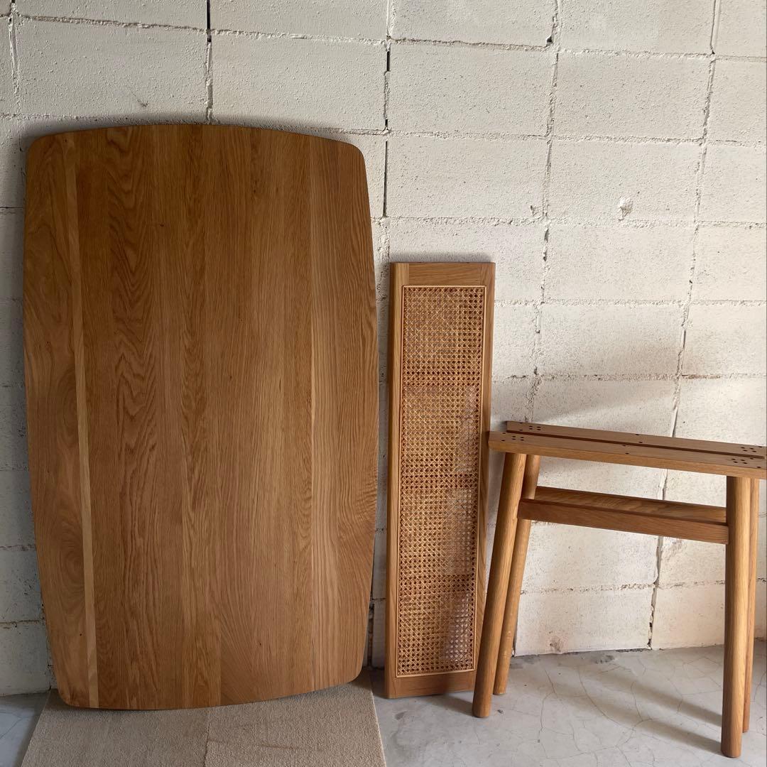 美品　unico SOLK ソルク ダイニングテーブル　オーク無垢　ラタン棚板