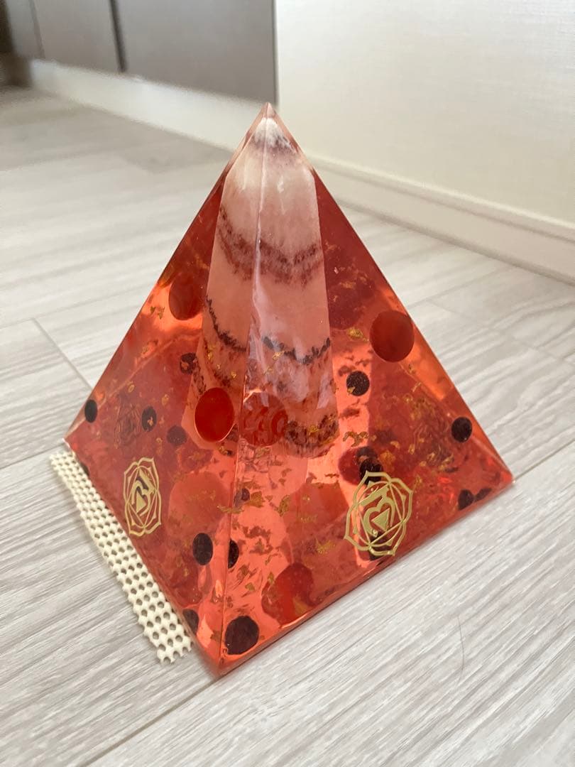 オルゴナイト ピラミッド型 天然石 パワーストーン 浄化 インテリア