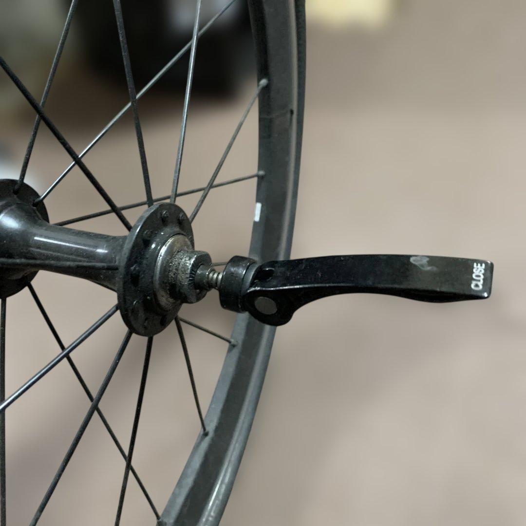 GIANT IDIOM 純正フロントホイール 20インチ 451 パンク