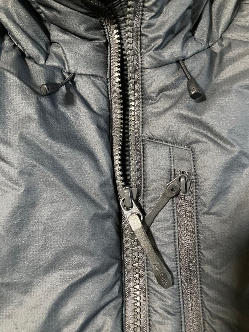 ARC'TERYX ニュークレイパーカー　Sサイズ黒色