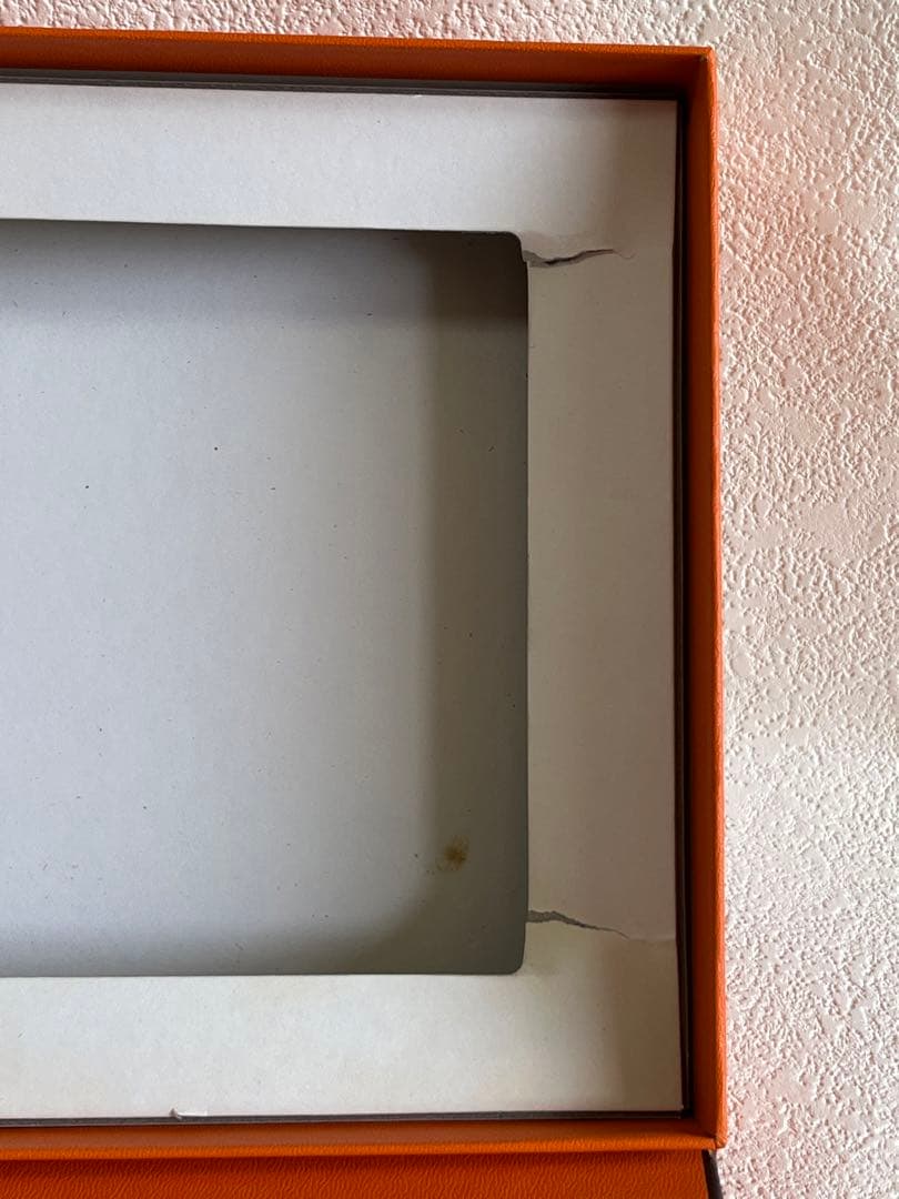 HERMÈS 陶磁器灰皿 ストライプデザイン馬柄