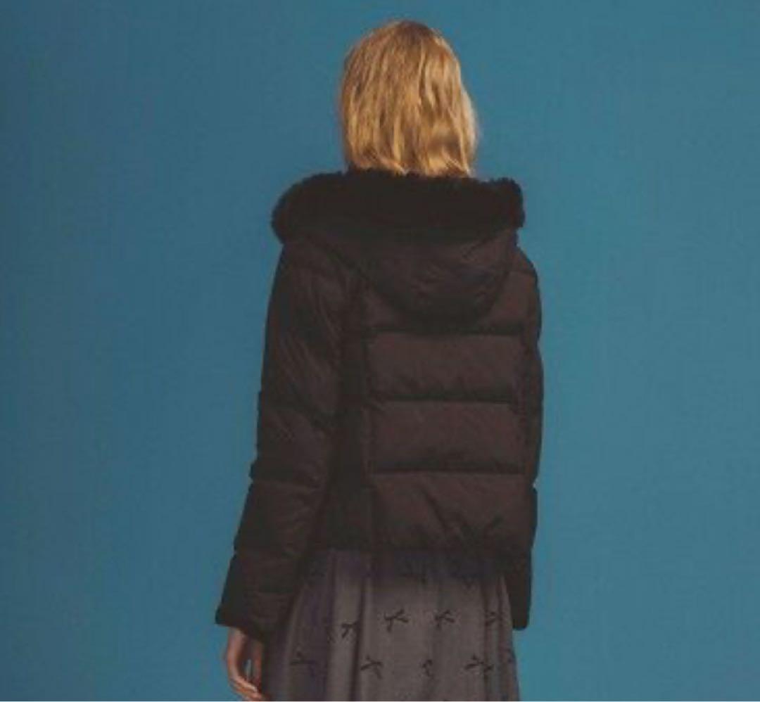 【超美品】★今年発売★数回着用のみ！TOCCAファー付きダウン/黒