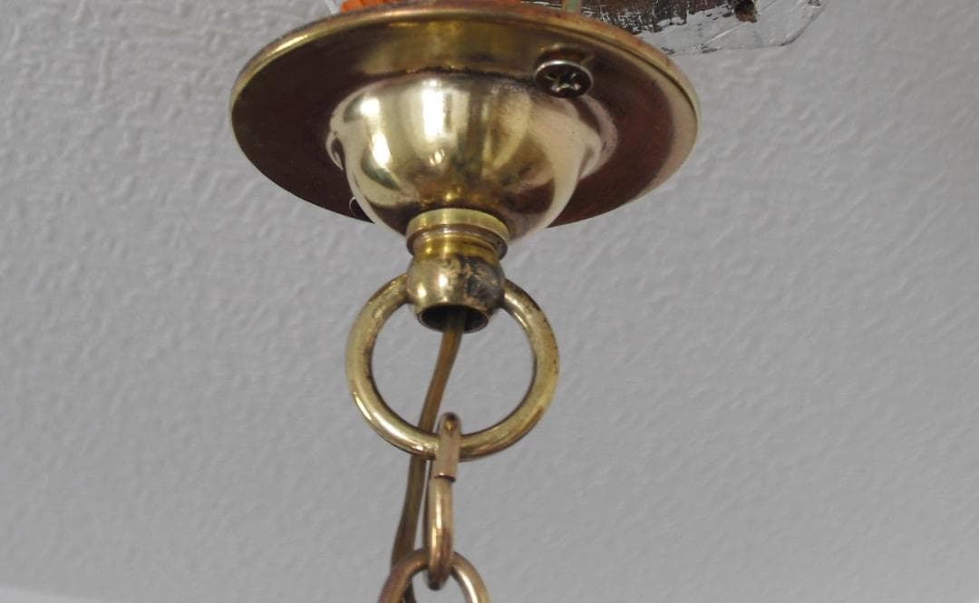 イギリスアンティーク 陶器 真鍮 3灯 シャンデリア