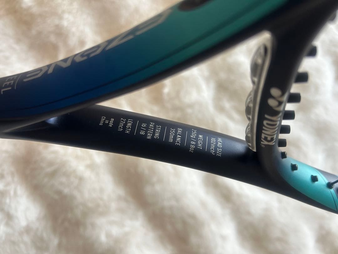 YONEX EZONE FEEL テニスラケット 未使用Ｇ０