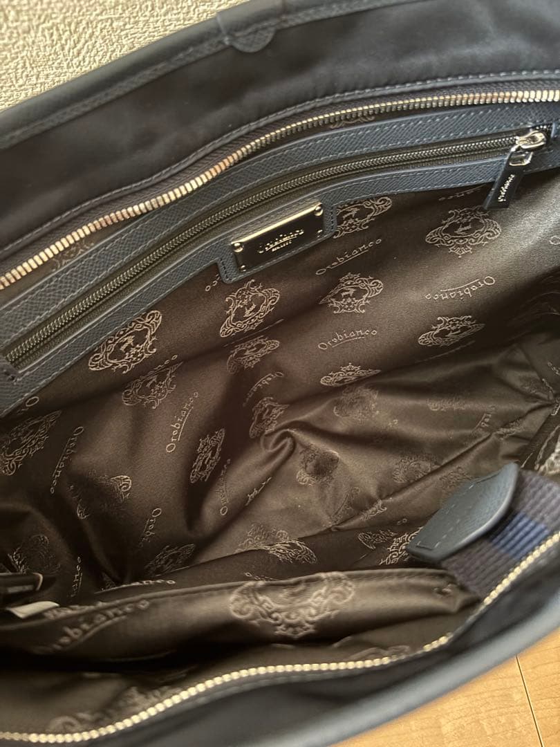 y*e様 新品・未使用 Orobianco ネイビー トートバッグ