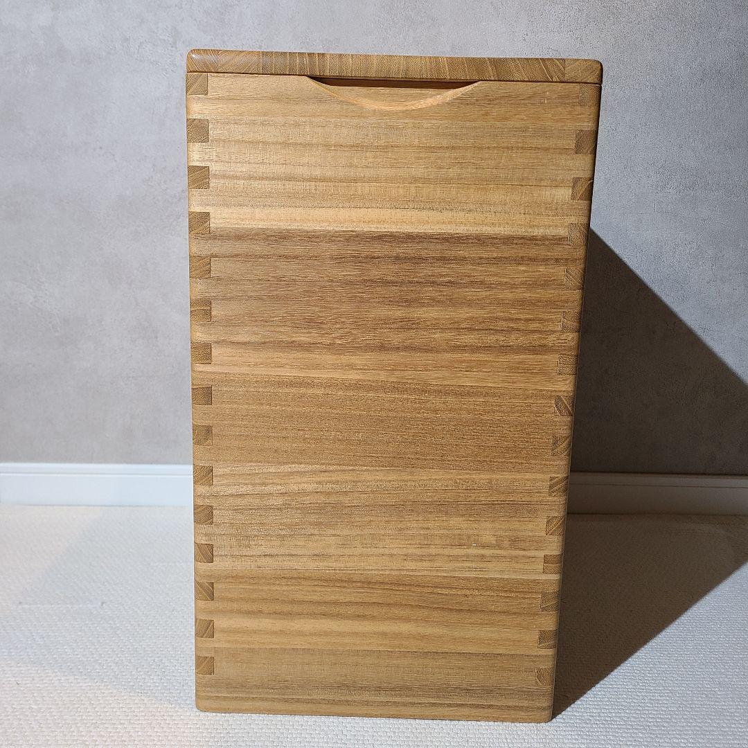 ホクリク総業　桐の米びつ　桐子モダン　米びつ　30kg