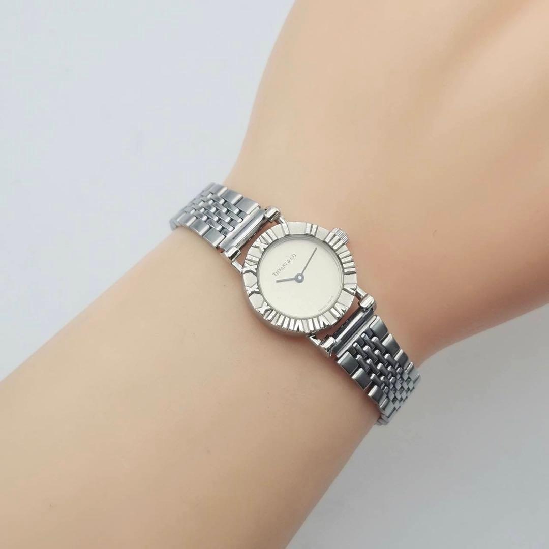 ティファニー　アトラス　腕時計　レディース　クォーツ　ホワイト文字盤　ローマン