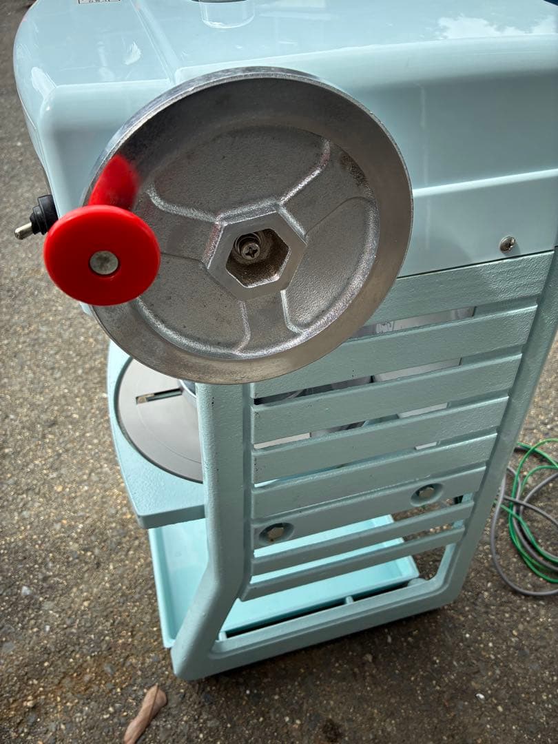 業務用かき氷機　Hatsuyuki　氷削機　HF-300P1
