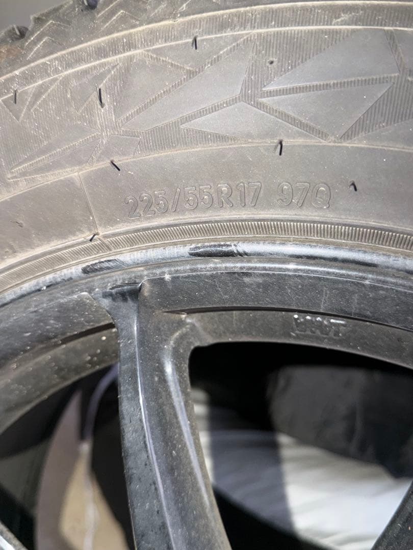 TOYO TIRES GIZ2 225/55R17 スタッドレス 4本