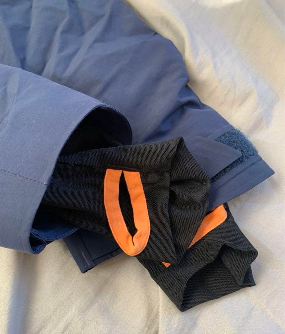 【美品】バートンBurton AK スノーボードジャケット スウォッシュメンズS