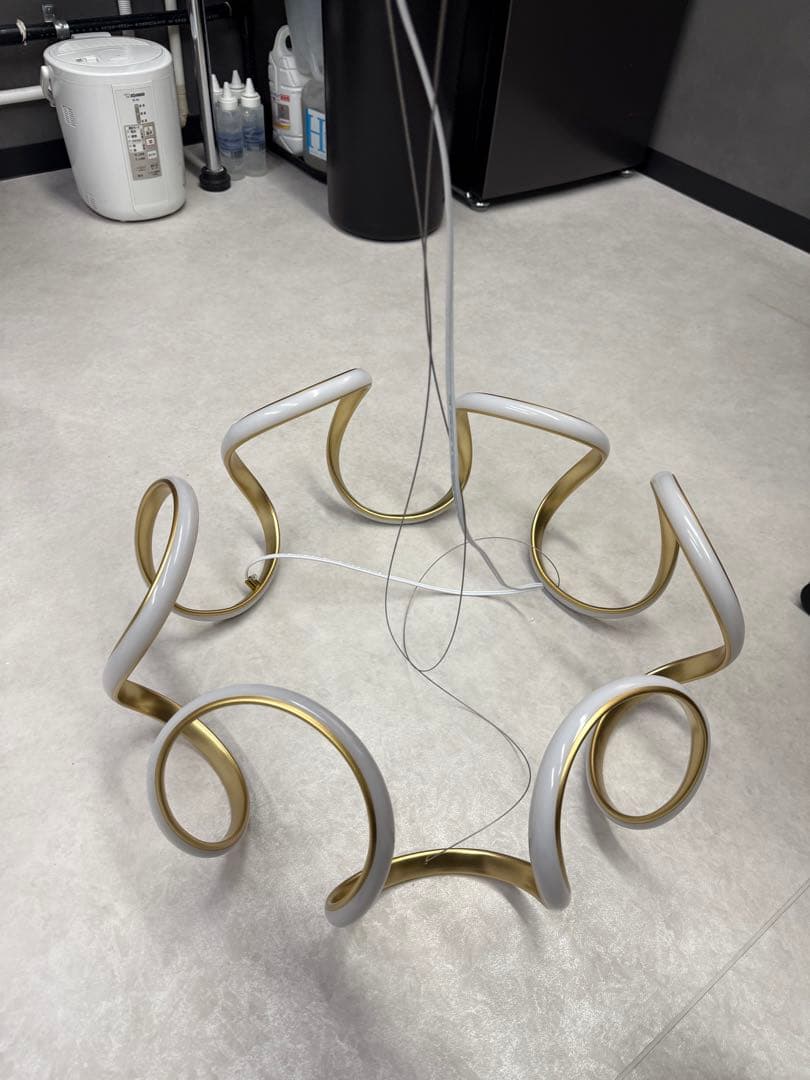 ホワイトゴールド シーリングライト