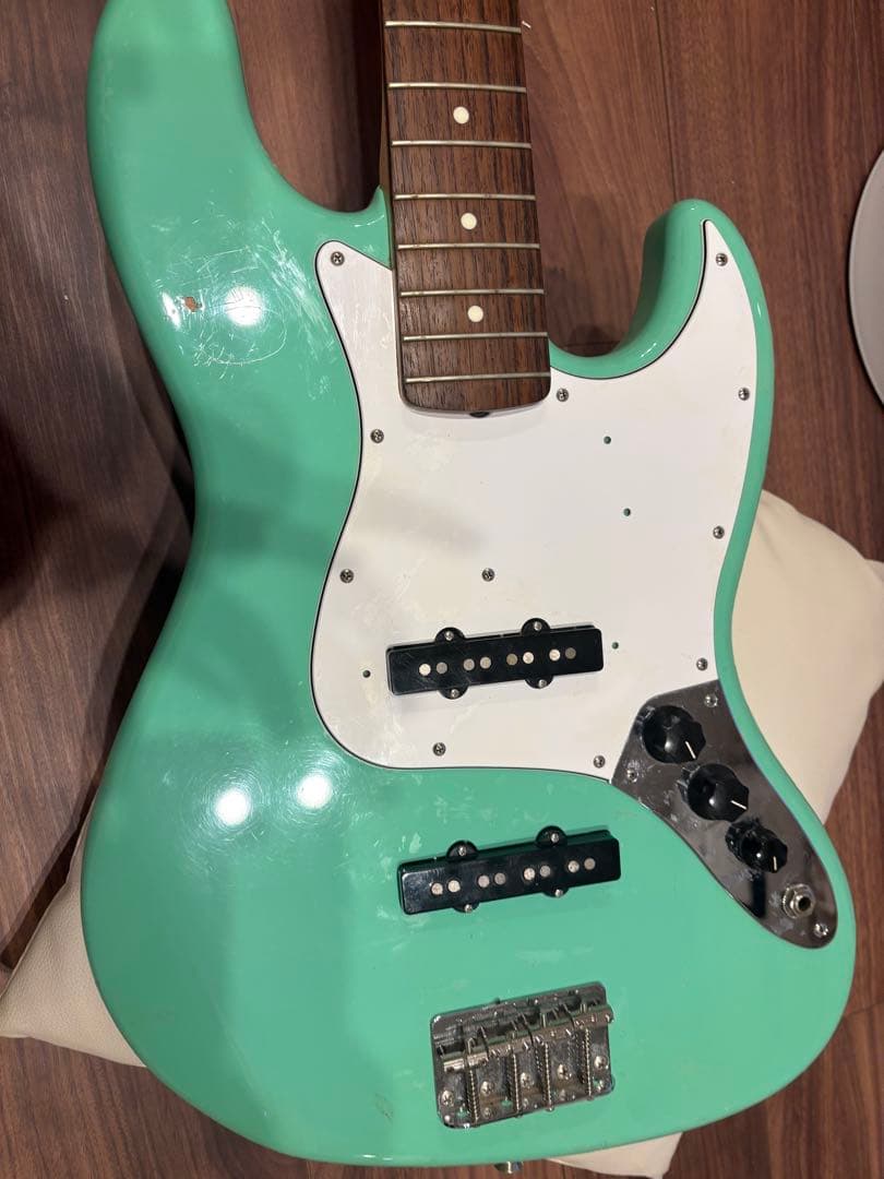 Fender Jazz Bass ミントグリーン