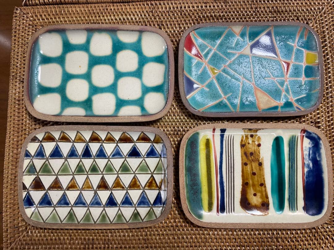 やちむん　一翠窯　4枚セット　沖縄　お皿　角皿