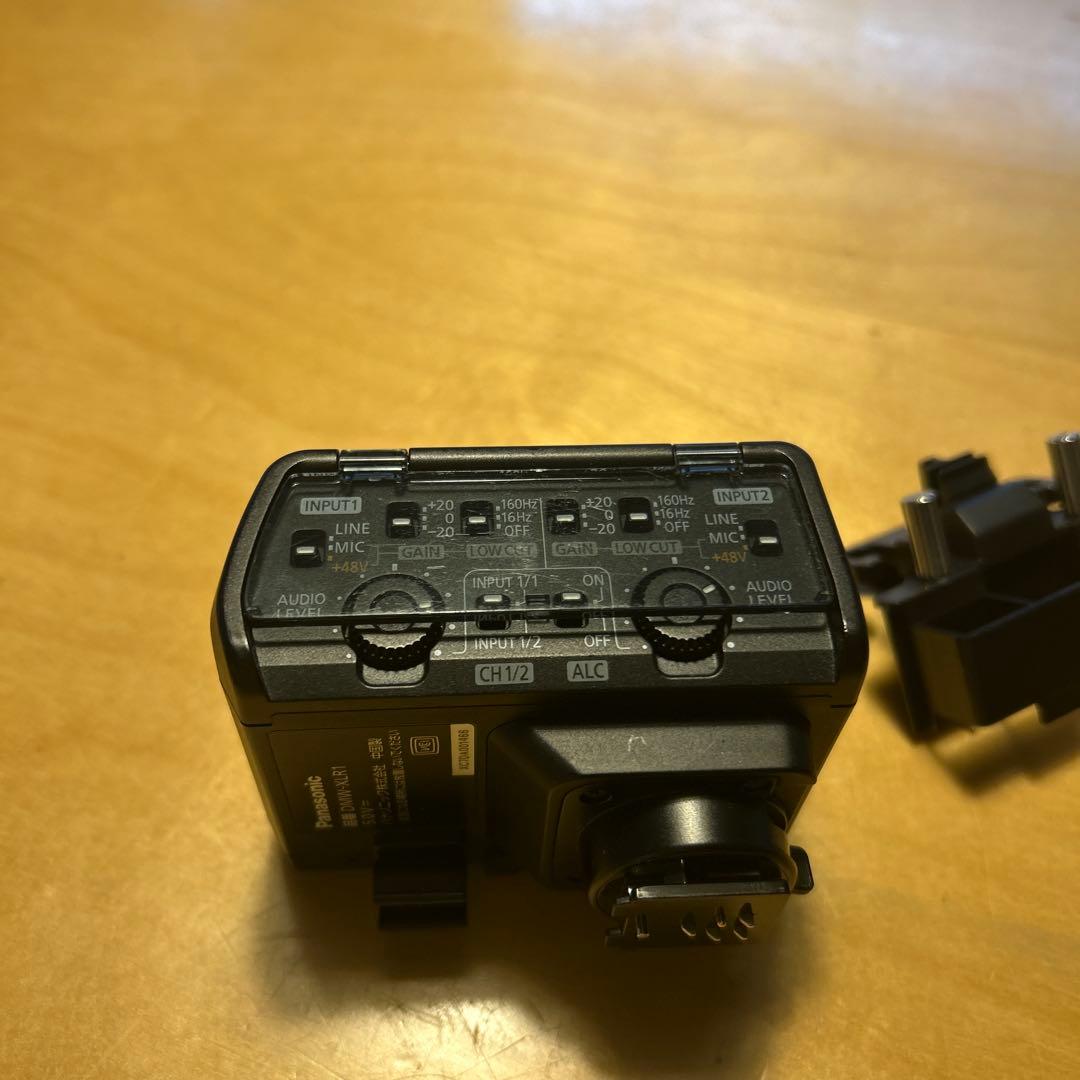 Panasonic / DMW-XLR1：XLRマイクロホンアダプター