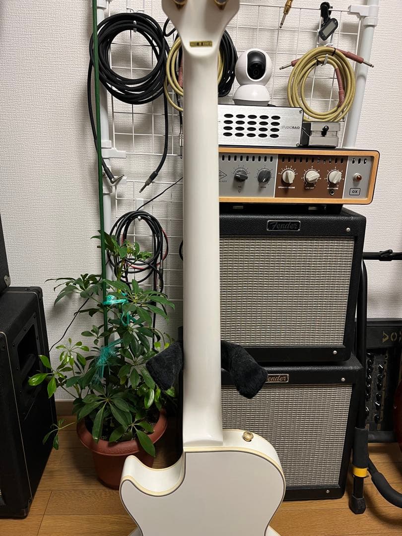 Grassroots les paul bass ホワイト