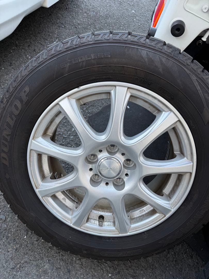 DUNLOP 195/65R15スタッドレスタイヤ 15インチ 4本セット