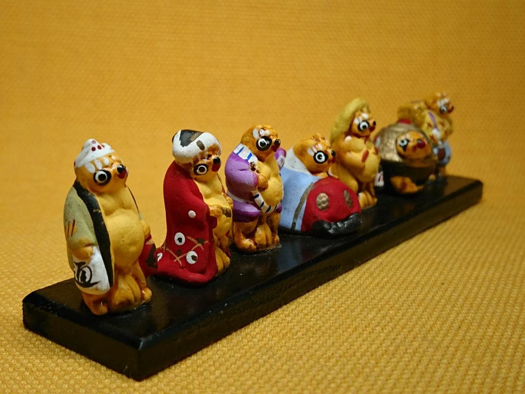 【美品】七福神　たぬき　狸 　陶器　置物　インテリア　工芸品　美術品　A3377