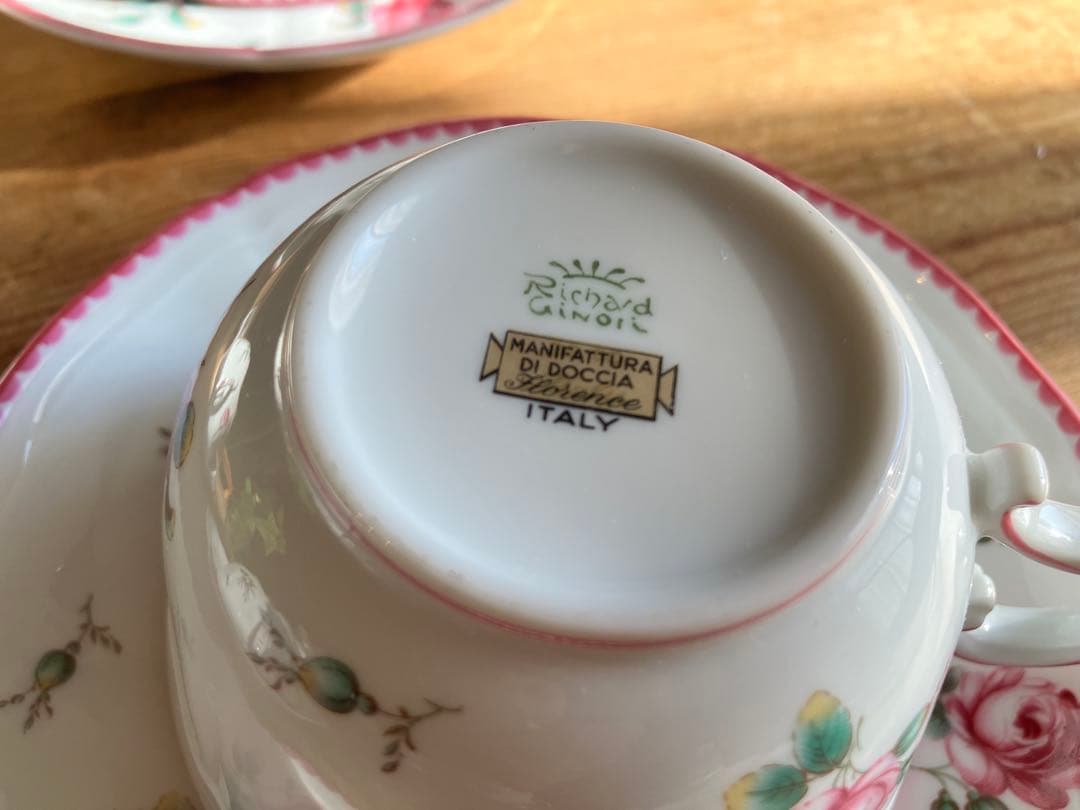 ジノリ　アンティコアンティークローズ　カップアンドソーサー×4