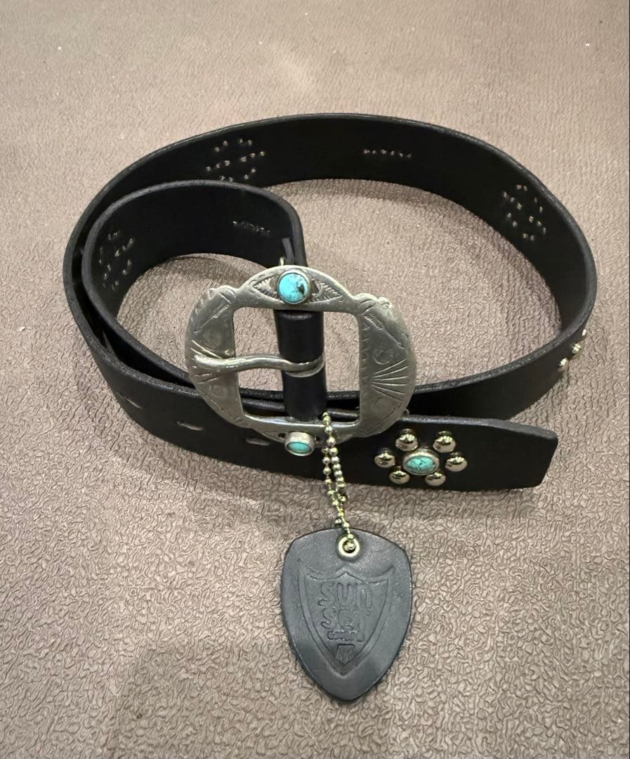 希少HTC ターコイズスタッズベルト(34インチ)