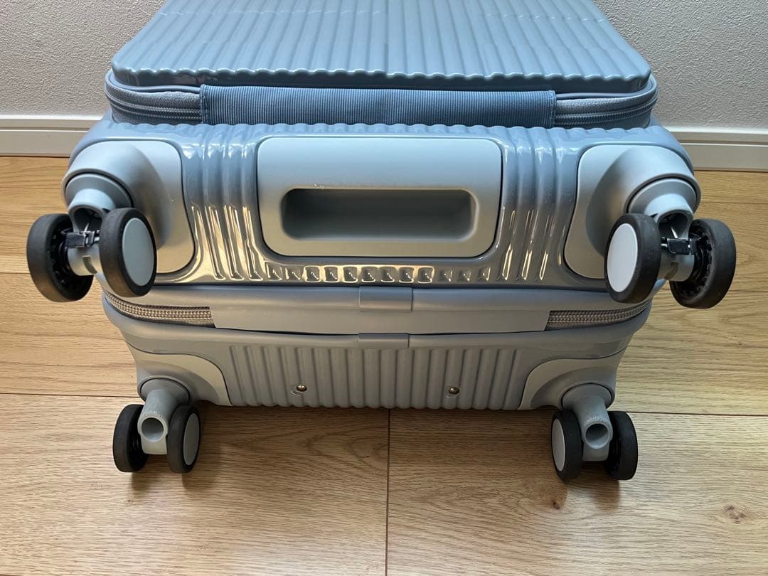 【花様】イノベーター Innovator スーツケース 33L