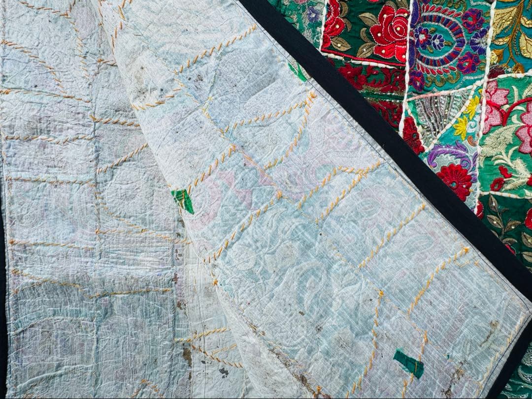 【新品未使用】【特大約3畳】インド豪華アンティーク刺繍ラグ 、カバー（緑