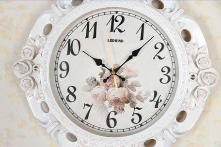 要問合わせ♥️薔薇空間♥️壁掛け時計　掛時計　時計　薔薇　ローズ　ロココ調　白