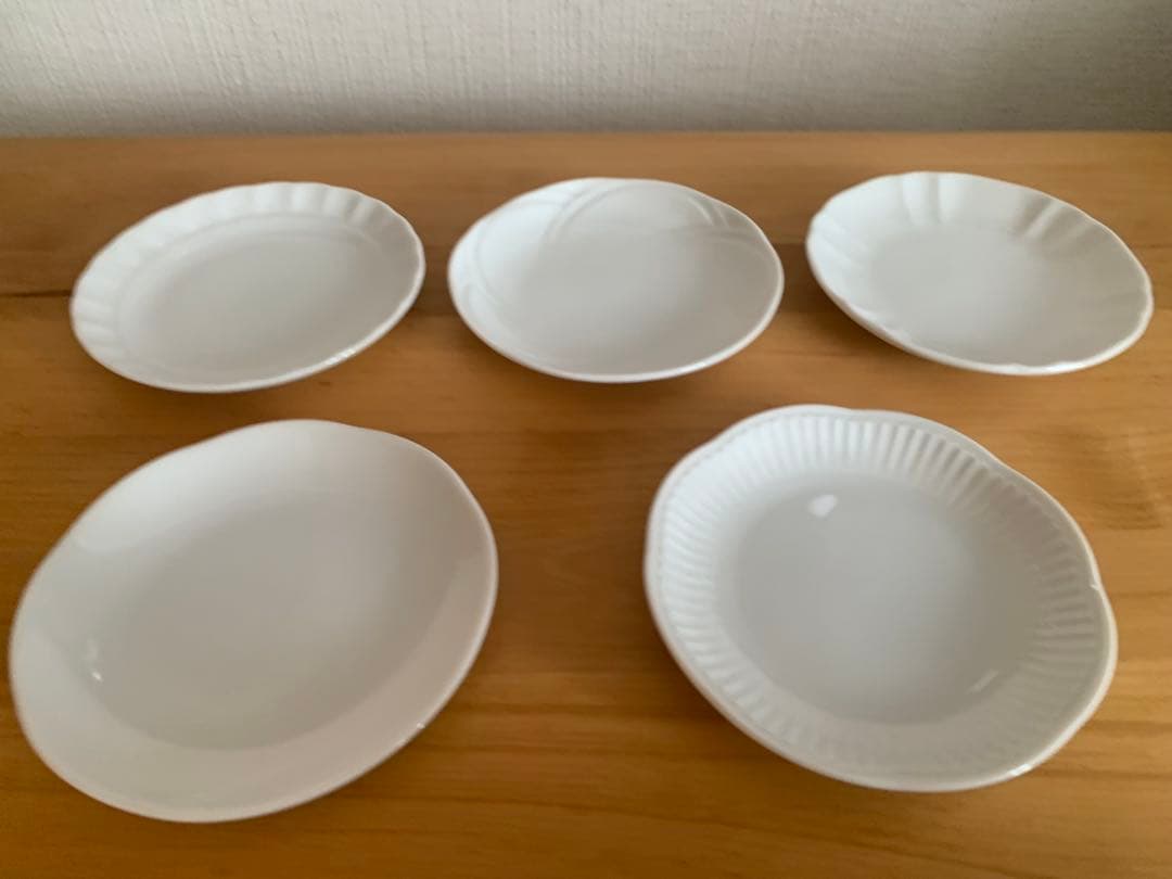 栗原はるみ　フラワーシリーズ　お皿セット