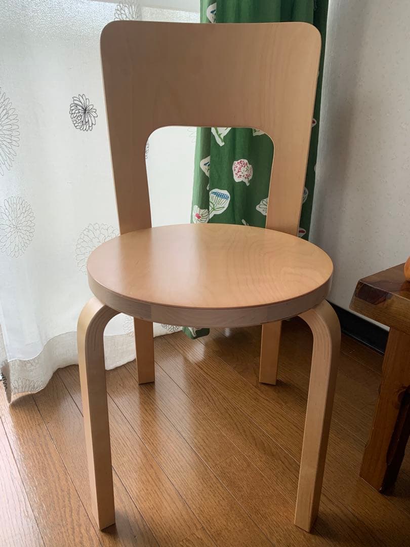 Artek / Chair 66 ナチュラル ラッカー