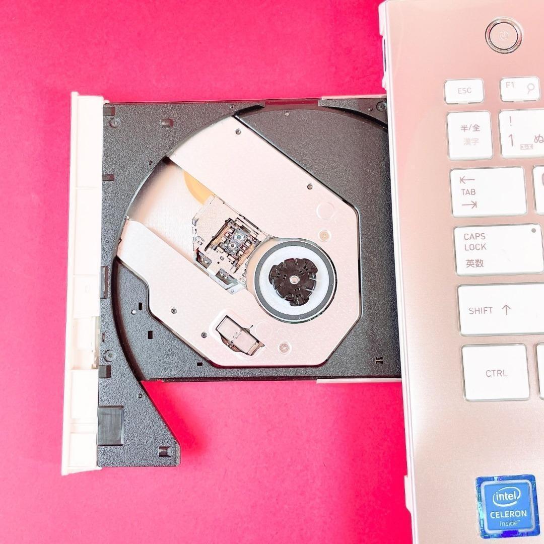 動作良好❣️ブルーレイ✨️おしゃれゴールド薄型ノートパソコン✨️快適SSDカメラ付き