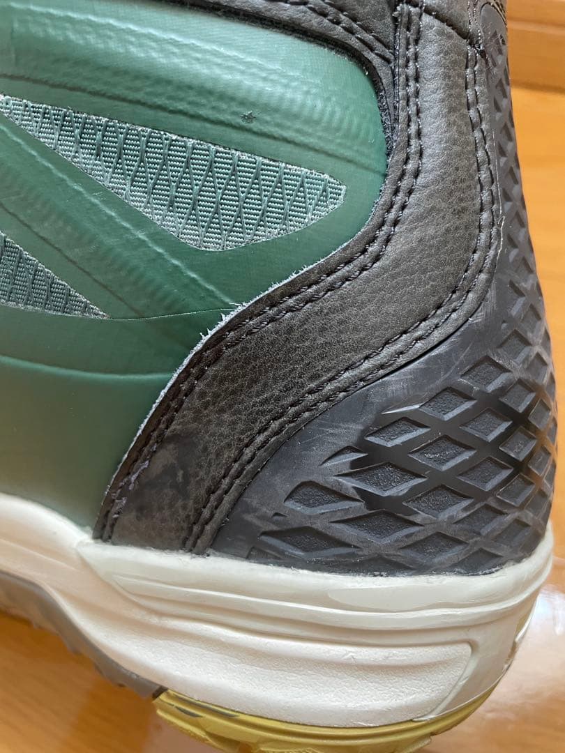 VANSスノーボードブーツInfuseARTHUR LONGOモデル 22-23