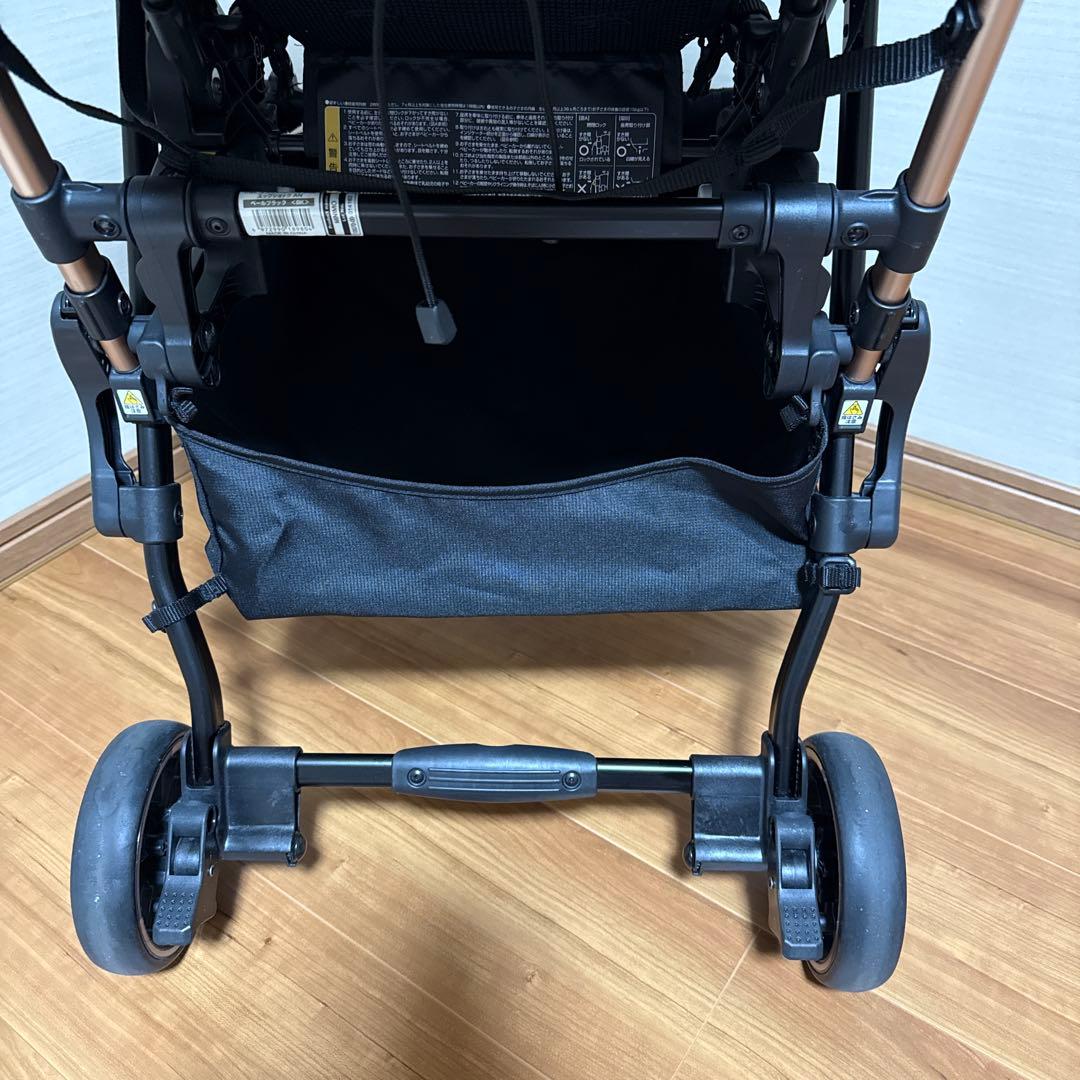 【ベビーザらス限定】ミニモプラス ベビーカー ペールブラック　ホワイトレーベル