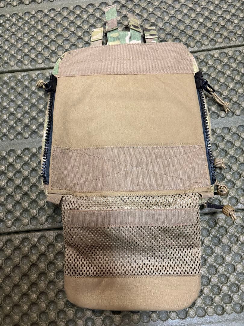 PLATATAC ASAD バックパネル