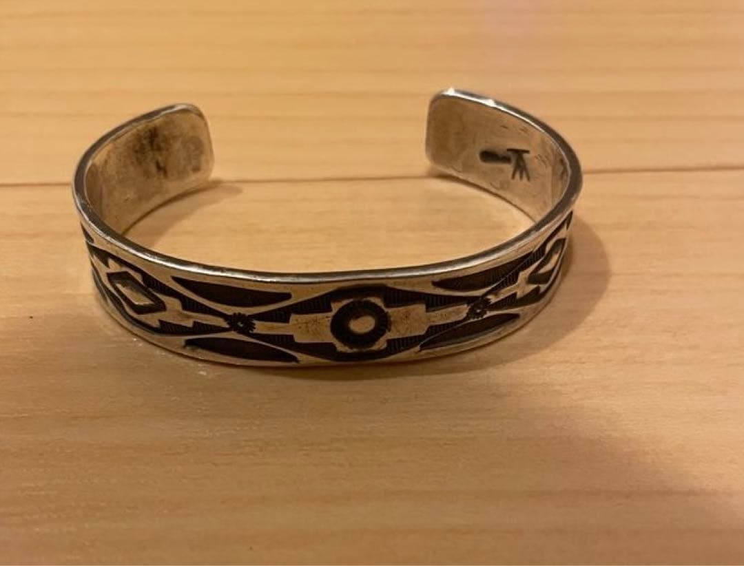 クリフトン·モア ホピ族 バングル