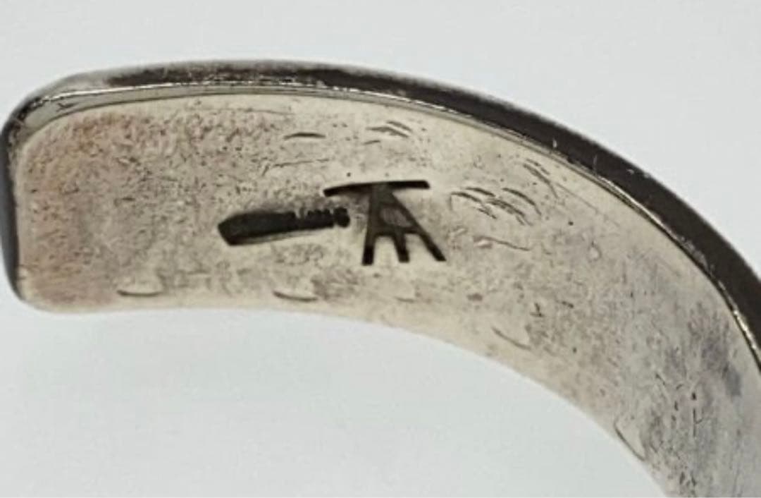 クリフトン·モア ホピ族 バングル