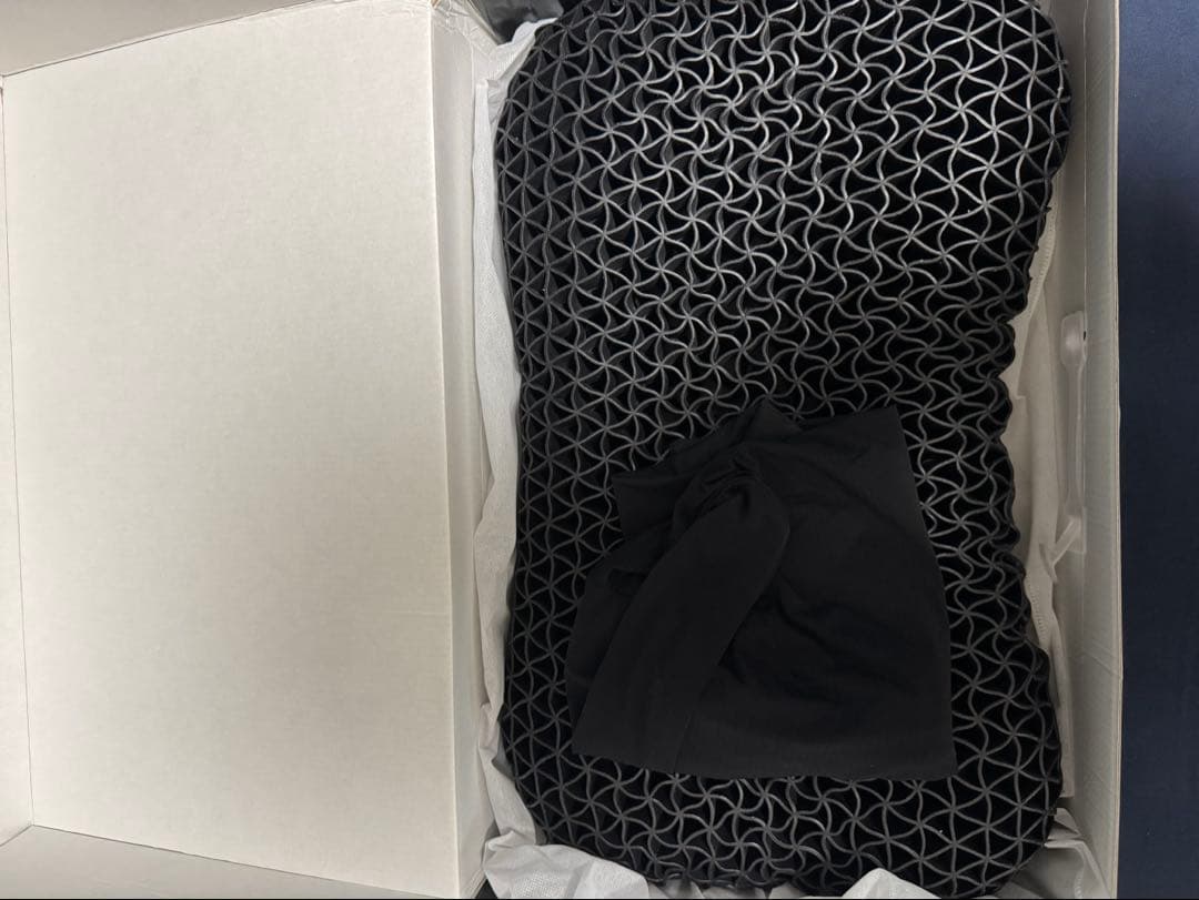 ヒツジのいらない枕　−極柔　ブラックレーベル−