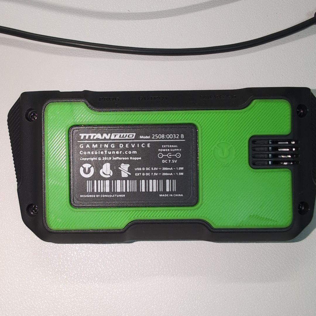 TITAN TWO タイタンツー ゲーミングコンバーター