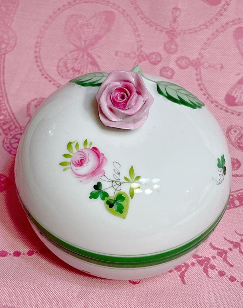 ヘレンド　ウィーンのバラ　マルボンボンバラ