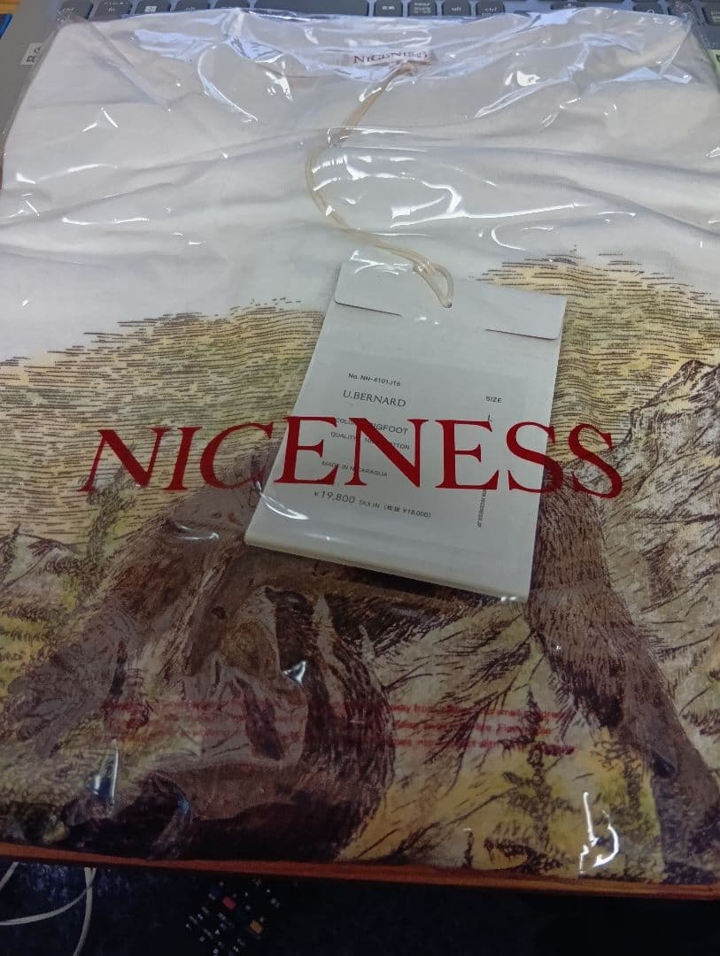 NICENESS ナイスネス ビッグフット L　Tシャツ UMA
