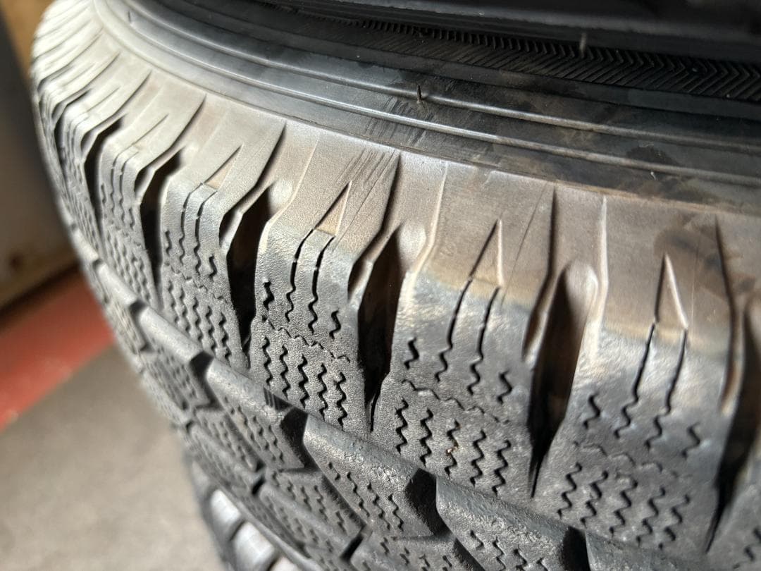 SH-23【ブリヂストン VL1】195/80R15 107/105L LT