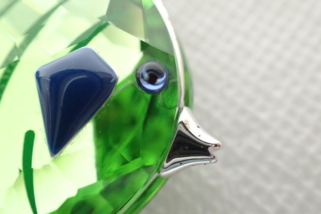 33/未使用訳あり品 スワロフスキー 魚 熱帯魚 オブジェ 置物 626204