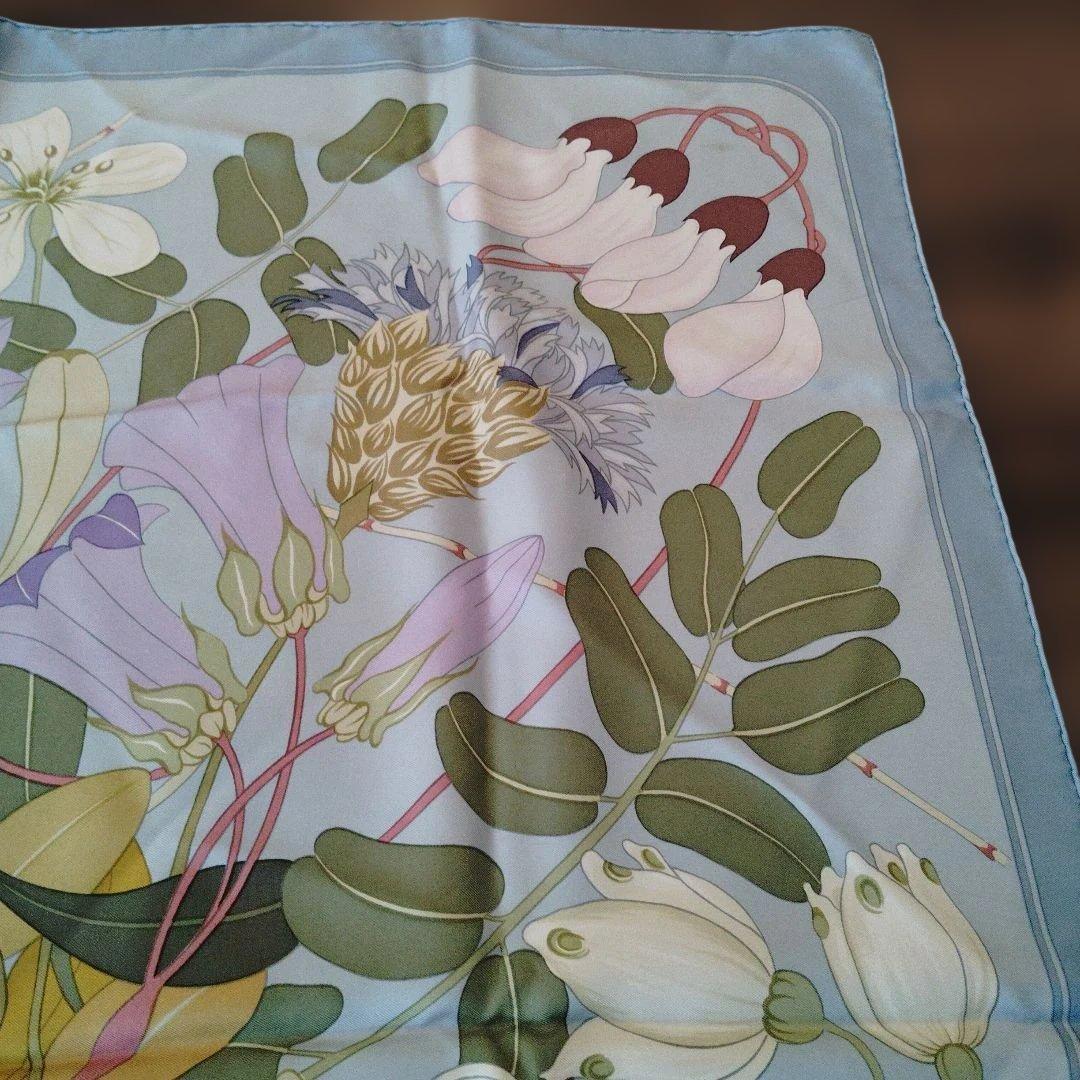 ✨極美品✨ HERMES エルメス ギリシャの花 スカーフ カレ90