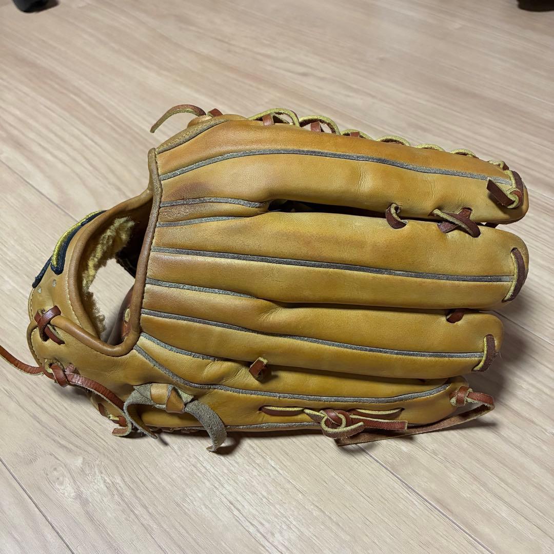 値下げ中　ミズノプロ　硬式　イエロー　左利き　左投げ　型◎ 即戦力